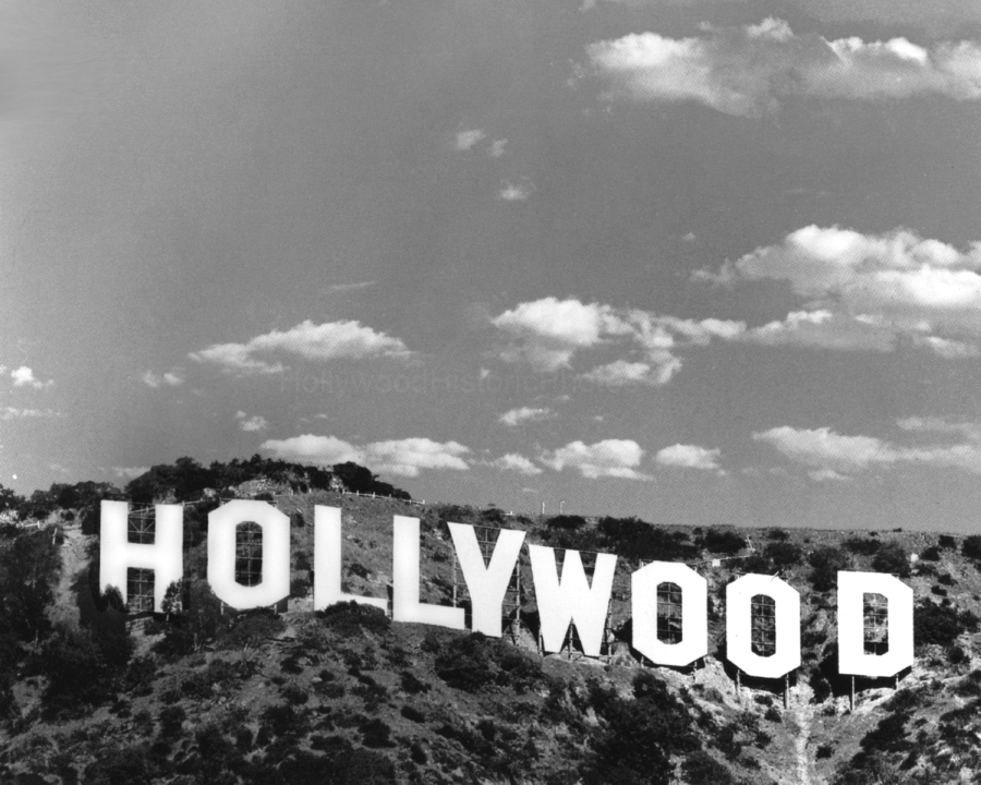 Hollywood Sign 1950 2 WM.jpg